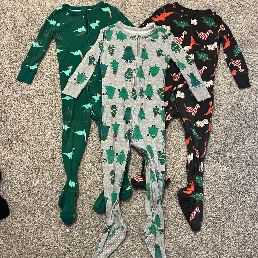 3 Piece Toddler Christmas Footed Pajamas Old Navy - Size 18-24 Months